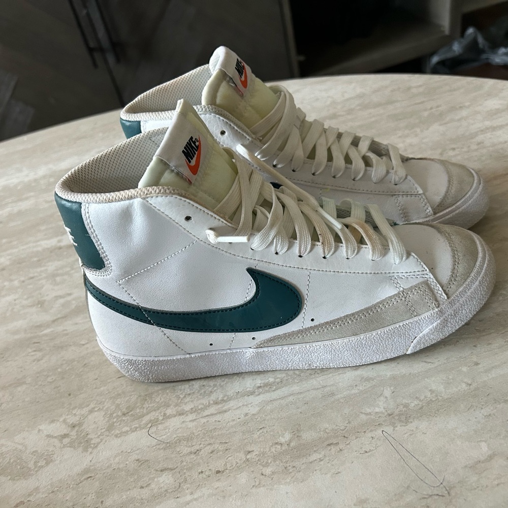 Nike White and Teal High-Tops